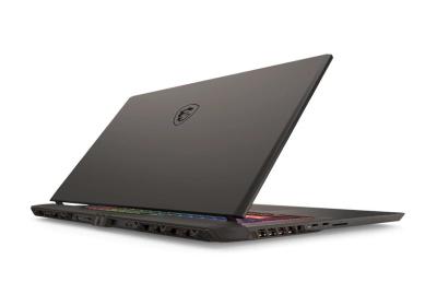 MSI Vector 17HX-094XES U9-275HX 32GB 2TB 5090 DOS